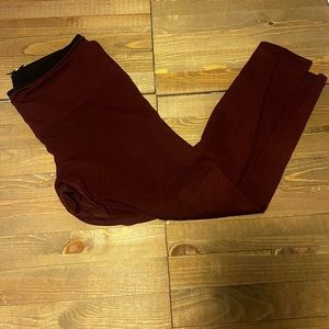 Lyses Maroon Leggings